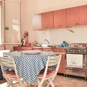  Casa vacanze La Casetta Gialla Italia